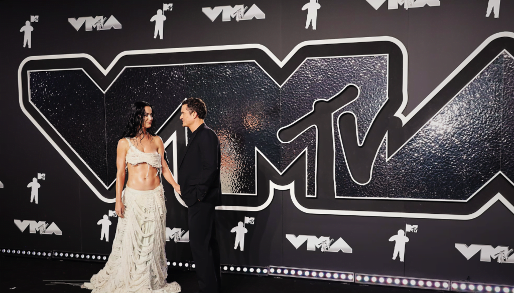 katy perry and orlando bloom, orlando bloom and katy perry, katy perry and orlando bloom at MTV VMAs